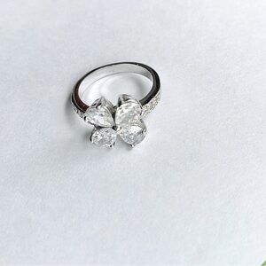 Adorable Rhinestones Flower Silver-tone ring